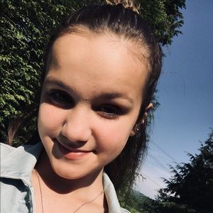 Meet your Posher, Lexi